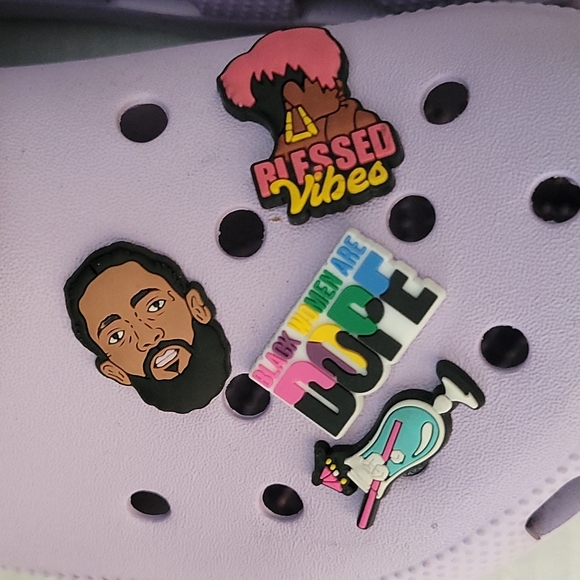 Crocs - Picture 2 of 7